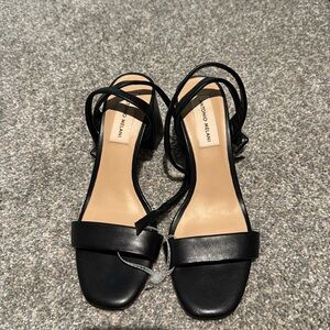 Antonio Melani women’s chunky heel sandal